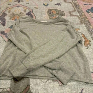 athletic top